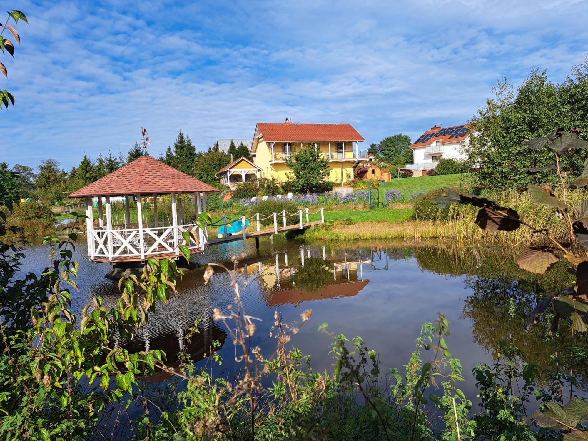 Dolina Miodu - Kaszuby, Sauna, Gorąca Balia Gospodarstwo agroturystyczne *